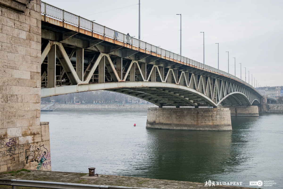 A Fővárosi Közgyűlés jóváhagyta a Petőfi híd felújításához szükséges tervezési közbeszerzés elindítását