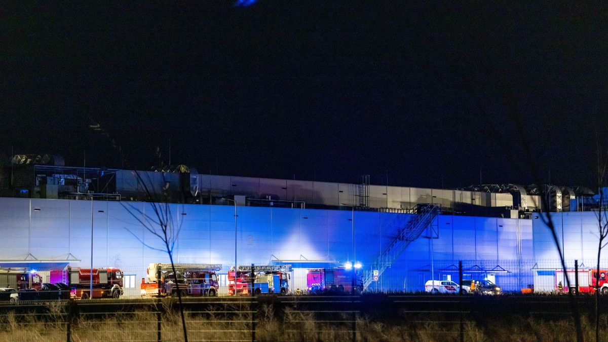 Kiderült az igazság a magyarországi kínai akkumulátoripari gyárról: elege lett a polgármesternek, még az éjjel kifakadt a Facebookon – „Ne játsszanak az emberek biztonságérzetével” 