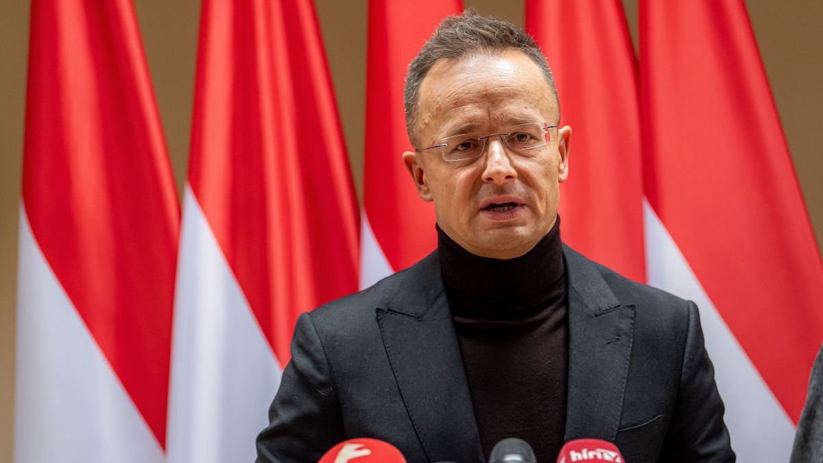 Szijjártó Péter megnevezte a hármast, akik elvennék a magyarok olaját, de nem hagyjuk 