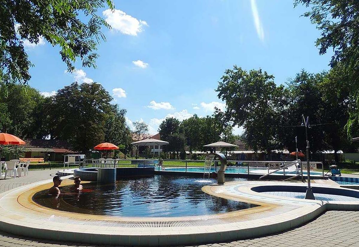 Jelentős fejlesztéseket jelentett be az abonyi fürdő Fotó: abony.hu