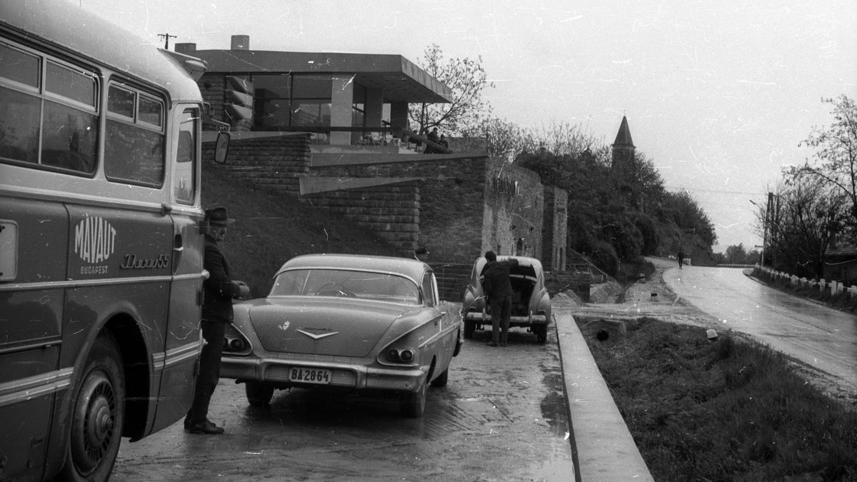 Most bárki vásárolhat egy hamisíthatatlan Makovecz-épületet 