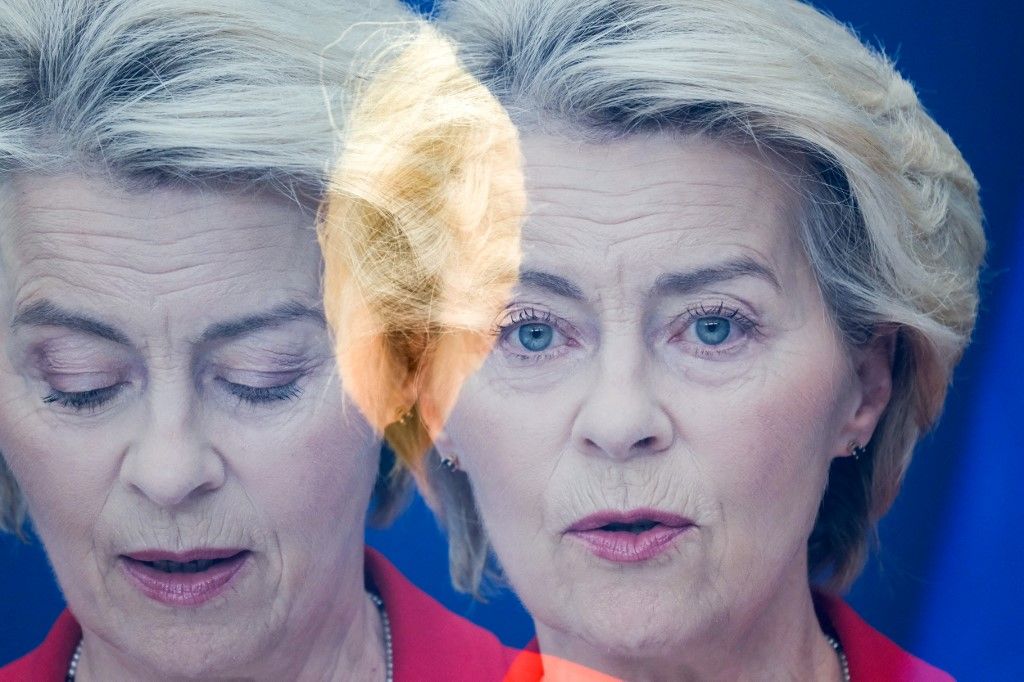 BRUSSELS-EUROPEAN-COMMISSION-SANCTIONS-RUSSIA MOL