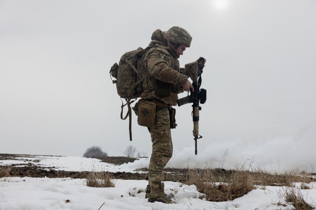 ütközőzóna orosz-ukrán háború ukrán katona