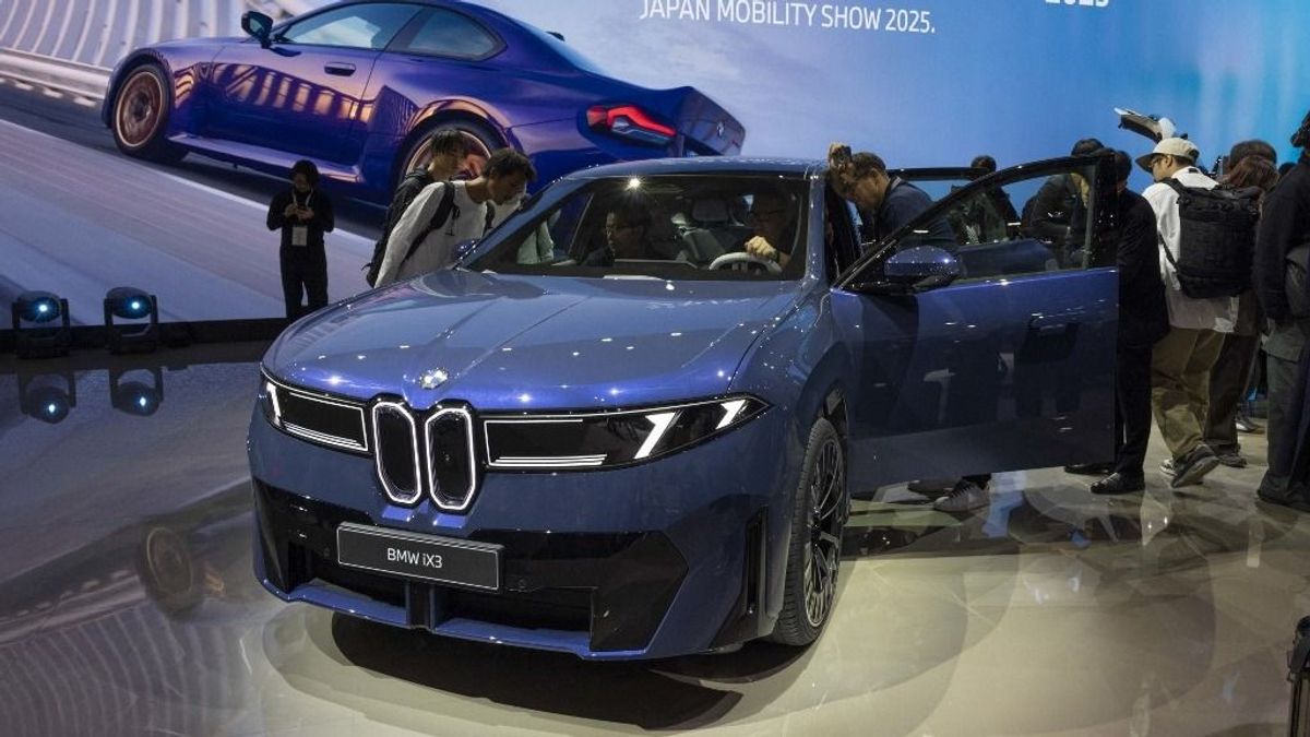 Sokaknak nem fog tetszeni: máris meggondolta magát a BMW a debreceni gyárról, mégsem annyiba kerül az iX3, mint mondták - ez az új ár 