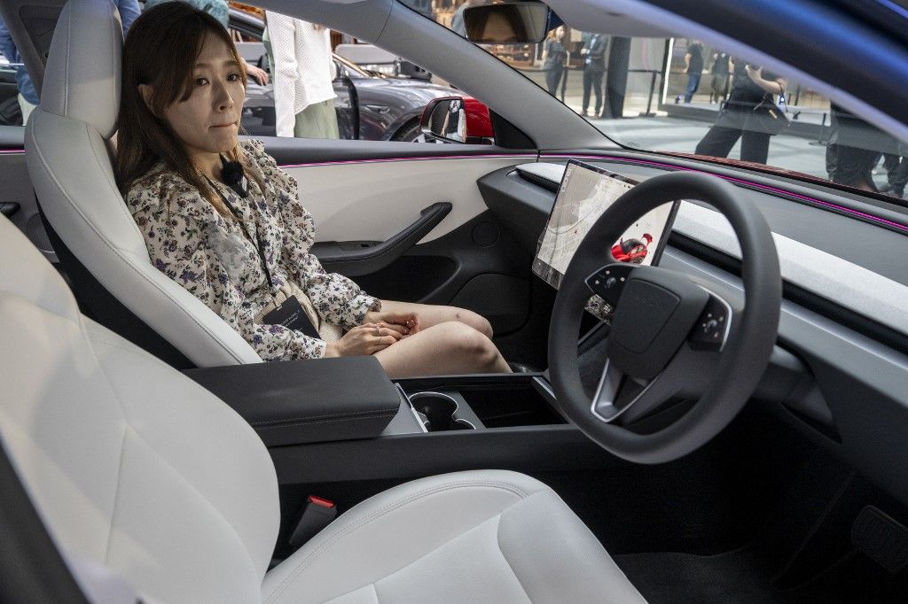 Hong Kong Tesla Upgraded Model 3 Launch
