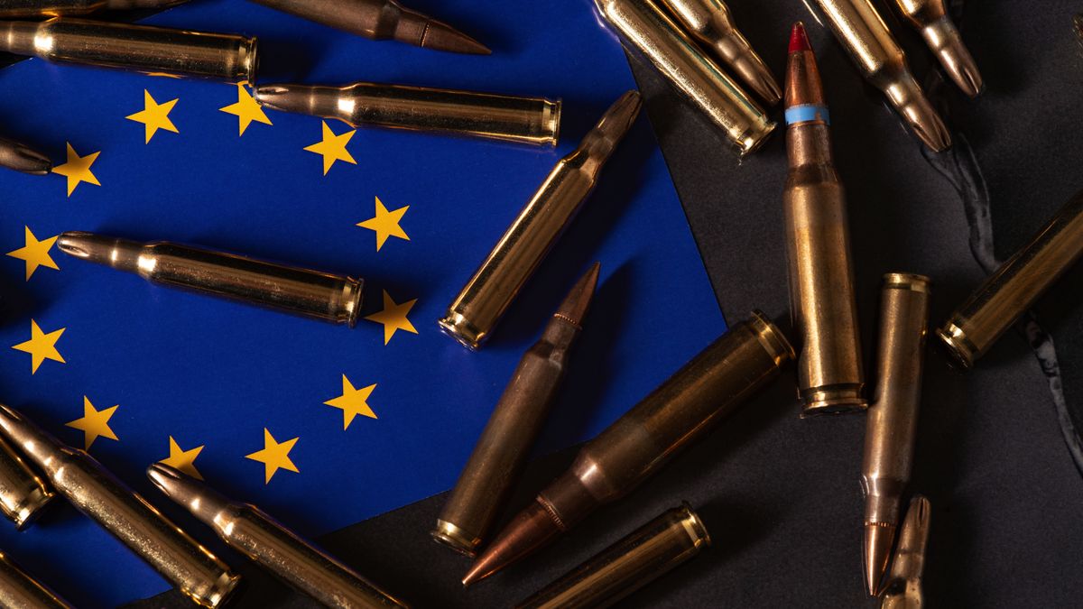 Európai Unió,Union,Flag,Surrounded,By,Bullets,Symbol,Of,Defense,,Defence