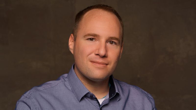 Sólyom Balázs szerző profilképe