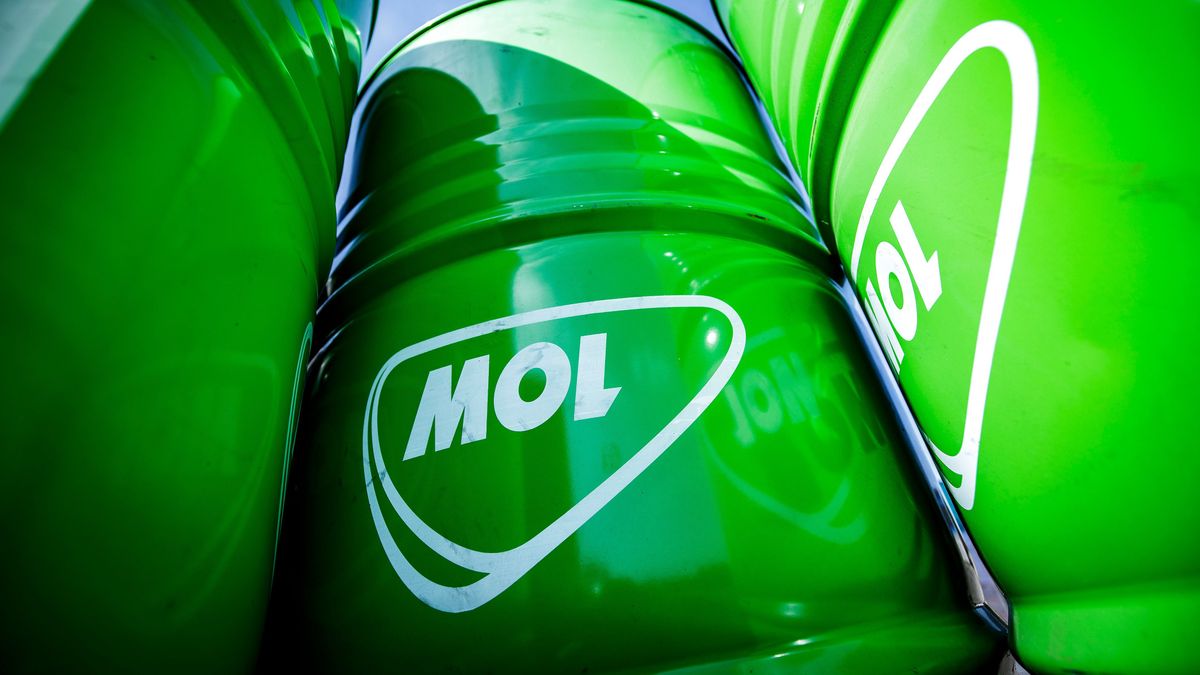 Egy napot adott a Janafnak a Mol: vagy átengedi a tengeri úton érkező orosz kőolajszállítmányokat, vagy az Európai Bizottsághoz fordul az olajvállalat – a kár összes költségét a horvátokra hárítanák 