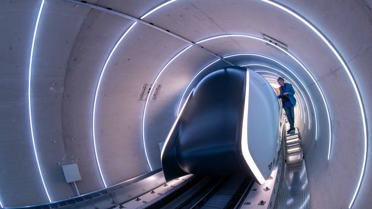 Opening of the Hyperloop test track