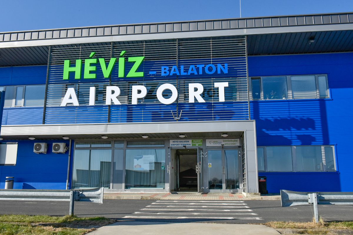 Hévíz Balaton repülőtér reptér turisztika