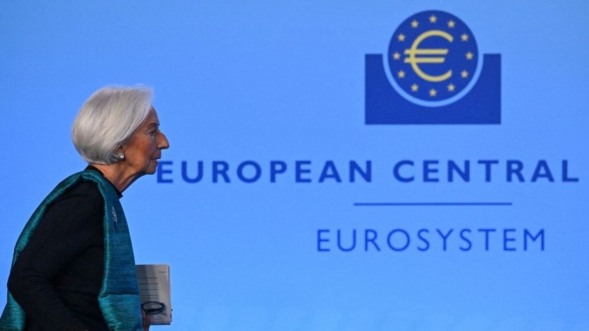 Szégyenteljes fizetési botrány az EKB-nál, Christine Lagarde-ra más szabályok vonatkoznak, így lett az EU legtöbbet kereső hivatalnoka 