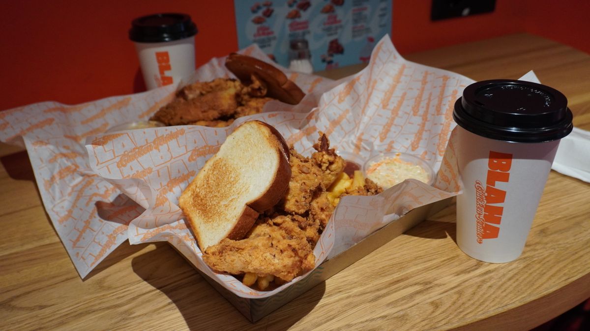 Blaha Chicken Tenders
csirkemellcsíkok
gyorsétterem, street food, gasztronómia
Budapest