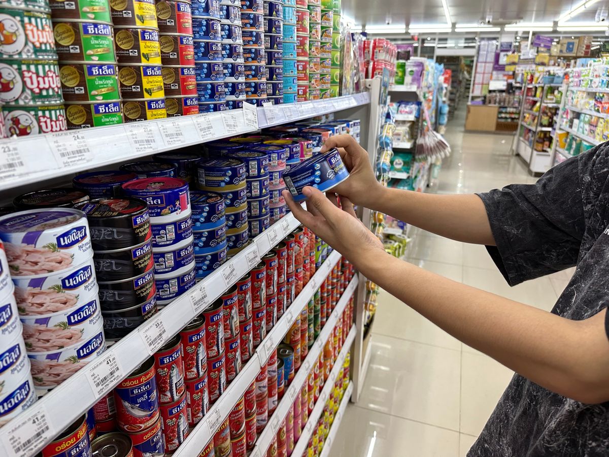 Surat,Thani,Thailand,21,July,2023,Man,Shopping