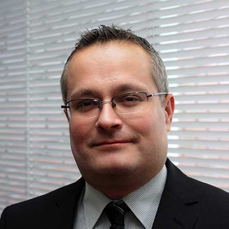 Bubori  Zsolt szerző profilképe