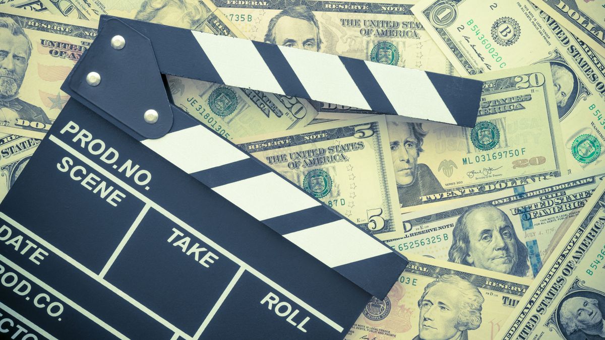 Cinema,Clapperboard,On,Us,Dollars,Banknote,Bill,Background,Copy,Space, ARTE