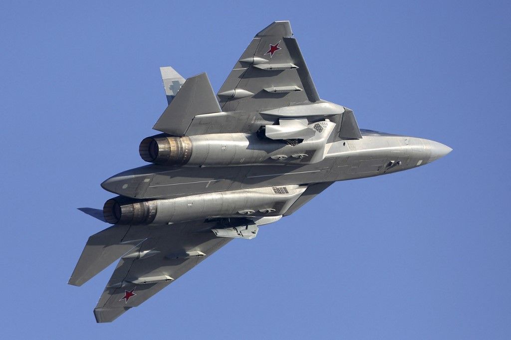 A Su-57 (T-50) jet fighter of the Russian Air Force taking off Most van bajban Zelenszkij: Oroszország átadta a hadseregenek az új csúcsvadászgépeit, az ukrán légvédelem tehetetlen – videón a félelmetes fegyver