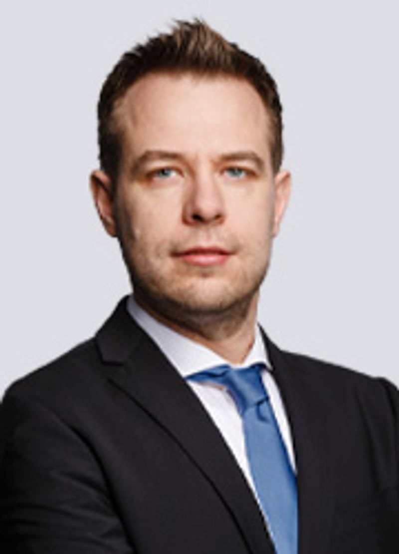 Losonczy Géza szerző profilképe