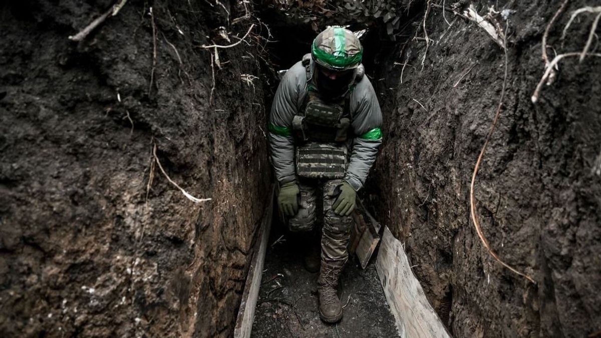 Ha nem vagy száraz, meghalsz! Trükkök tucatjai kellenek hozzá, hogy a katonák életben maradjanak az ukrán fronton 