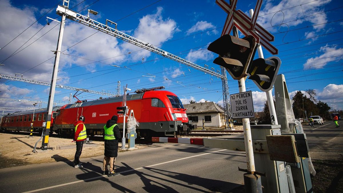 Budapest-Belgrád: közölte a MÁV, mennyi idő lesz leérni a határra az új gyorsvasúttal – településenkénti bontásban a menetidő, ez már tényleg a hihetetlen kategória 
