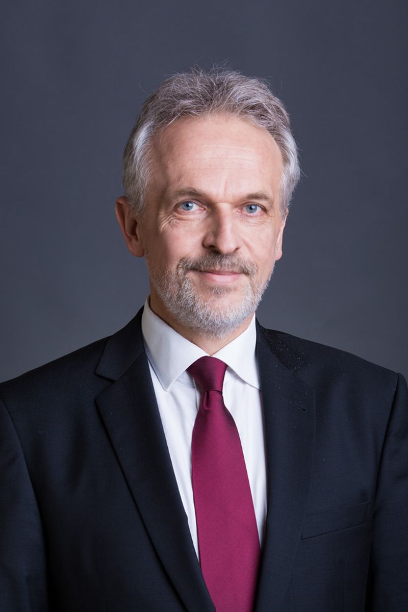 Drótos György szerző profilképe