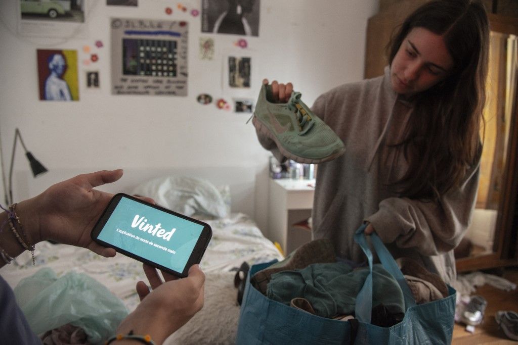 FRANCE - ILLUSTRATION - VINTED