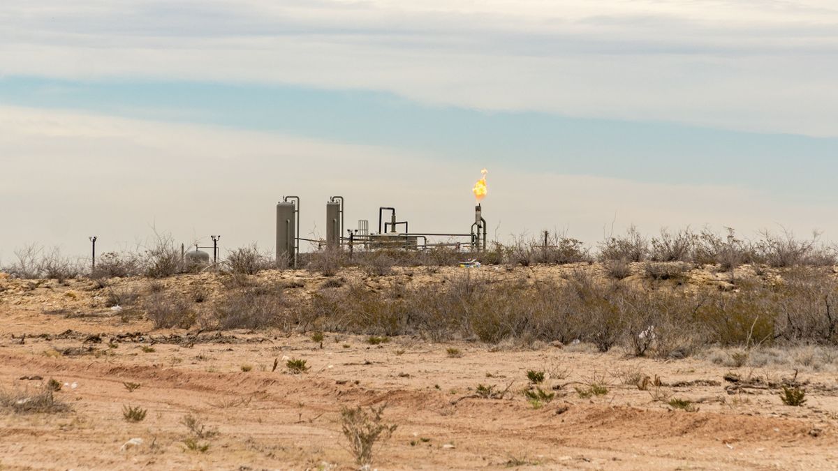 Miután kirúgtak mindenkit a nagy leállások alatt, addig biztos nem mozdulnak meg a palagáztermelők, ameddig jó drága nem lesz az olaj 