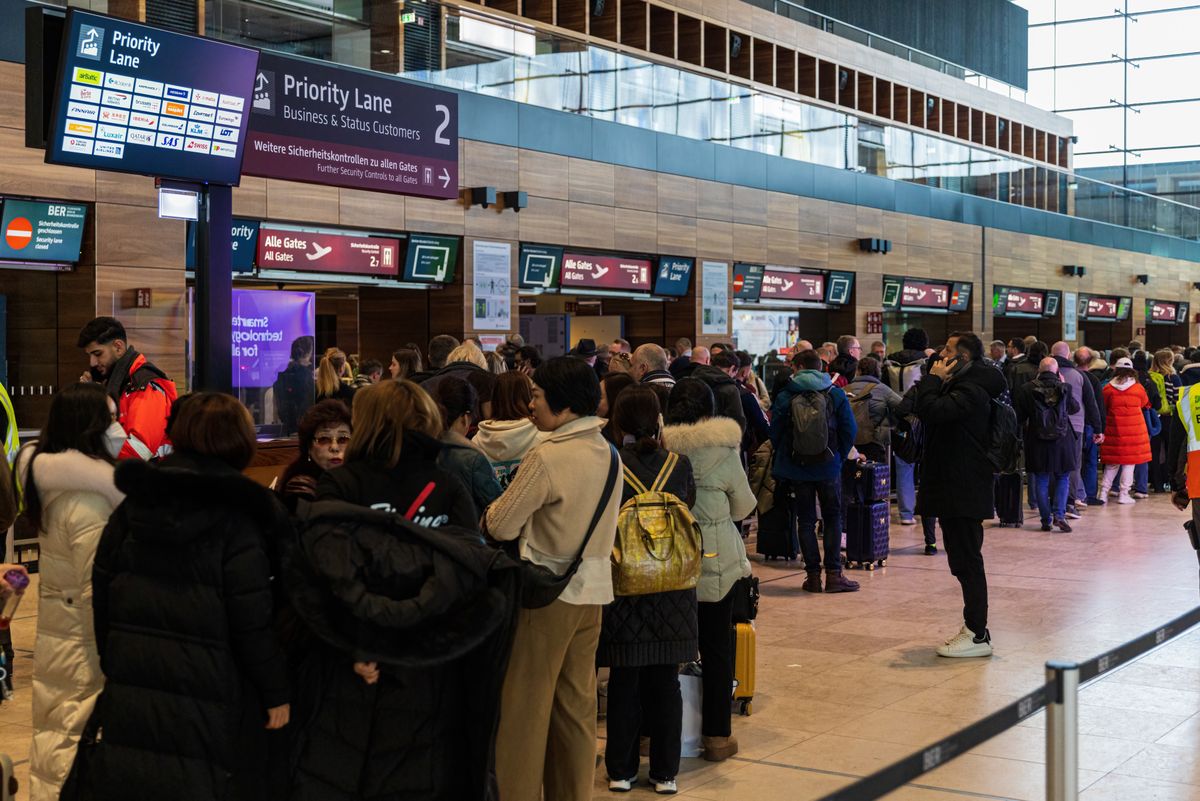 Sztrájk béníthatja meg a berlini repülőteret: kudarcba fulladt a bértárgyalás