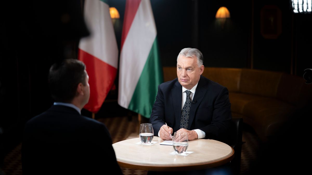 Nem várt helyről kapott támadást Orbán Viktor, de nem maradt adós a válasszal: "Távolodva tőled, de régi barátsággal" 