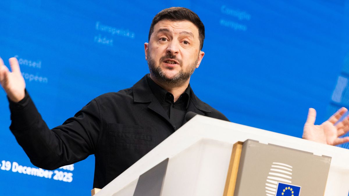 Hosszasan sorolta Zelenszkij, hogy mi baja Amerikával, aztán elmondta, miért fenyegette meg Orbán Viktort – felfoghatatlan, amit egy interjúban művelt az ukrán elnök 