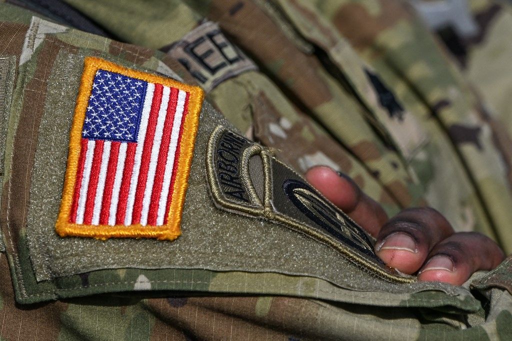 Irán U.S. Army Soldiers Train With MEROPS Counter-UAS Platform In Poland