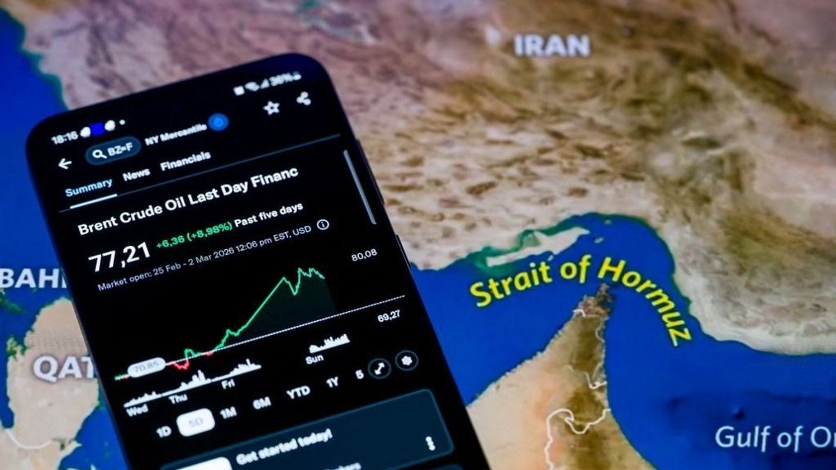 Katar figyelmeztet: a közel-keleti háború 150 dollárig lökheti az olaj árát – térdre kényszerülhet a világgazdaság 