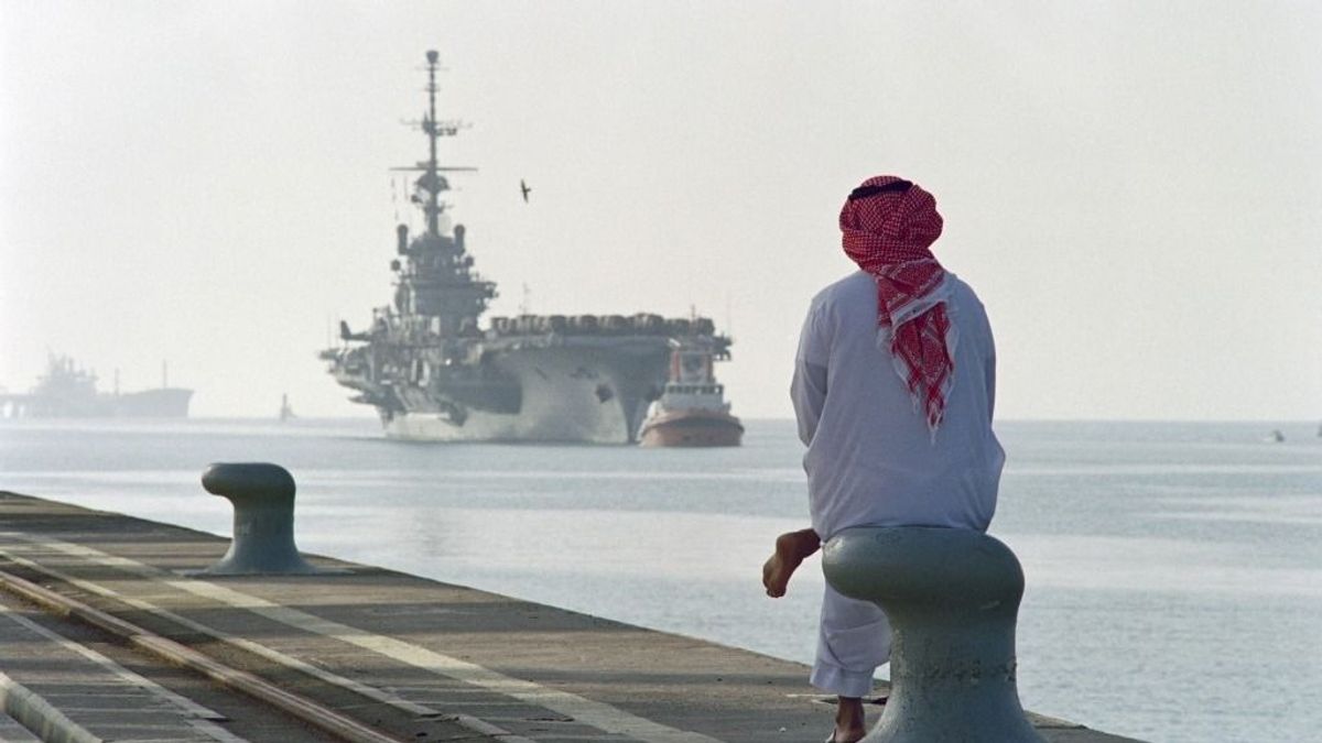 Rettegnek a befektetők: még egy brutális olajár-emelkedés jöhet, ha a Vörös-tengerre is kiterjednek a harcok 