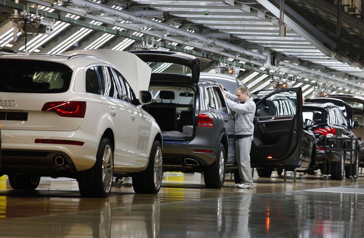 Volkswagen Bratislava Bratislava, SLV, 05.10.10 - VW Touareg sport-utility vehicles and Audi Q7 vehicles seen at the ass Audi