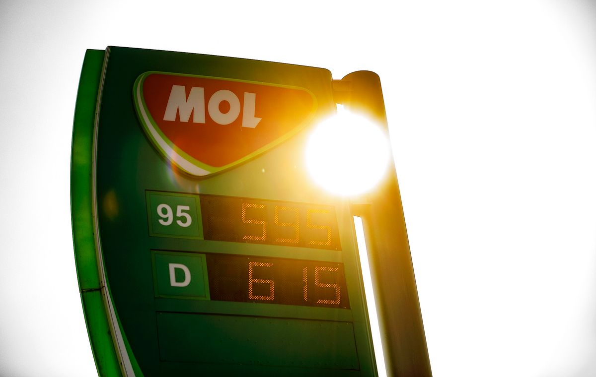 üzemanyag, tankolás
benzin, dízel, gázolaj
ársapka, benzinárstop