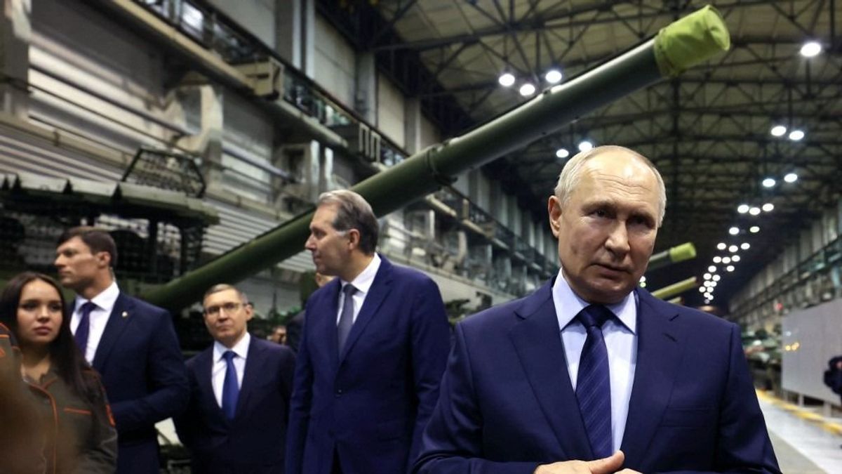 Putyin mélyen hallgat, de gond van: már saját emberei is kételkednek, hogy sikerül – egy új olajfajta lehet az oroszok új fegyvere, csak így élhetik túl 