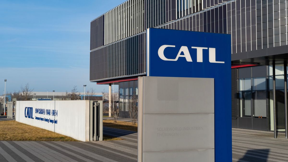 Elképesztő amire a Debrecenben gyárat építő óriás képes – piacvezetőként is döbbenetes a növekedési ütem 