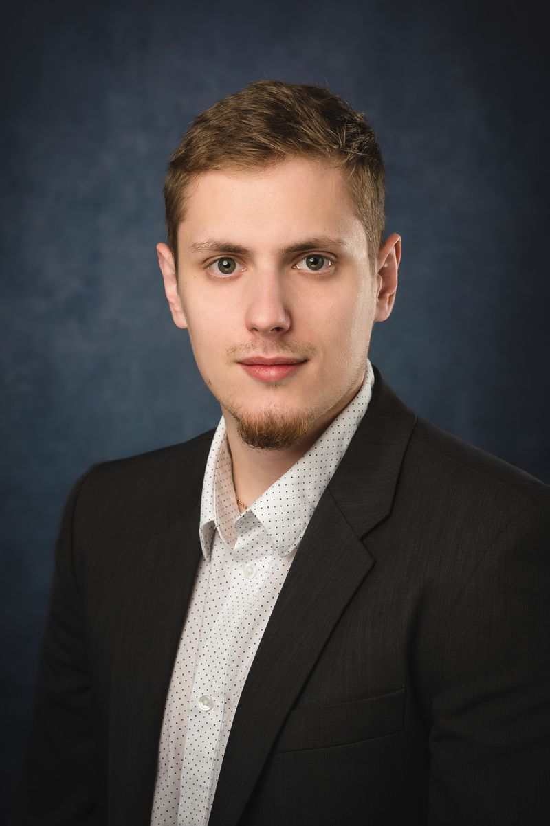 Kiss Csongor szerző profilképe