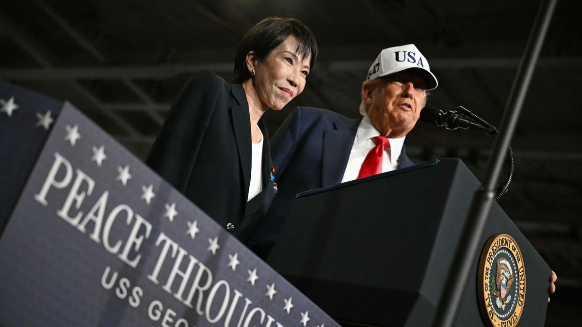 Hiába a diplomatikus nem, óriási nyomás alá helyezi Trump Japánt – vajon meddig megy el az amerikai elnök, hogy pacifista szövetségesét harcra bírja? 