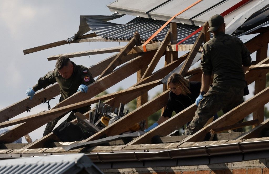 Drónok támadása: az ősszel Lengyelországban okozott károkat (képünkön), most a Baltikumban – de mennyire más a reakció
