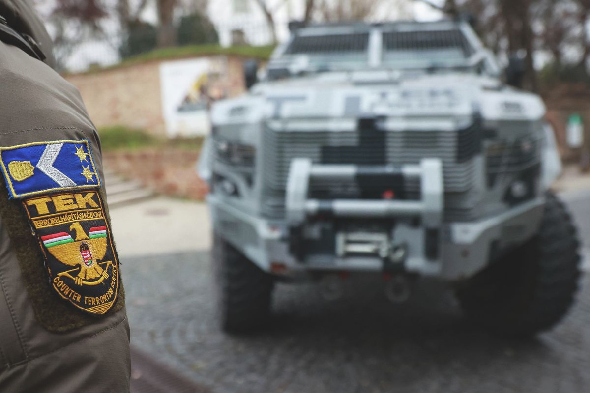 Páncélautók, aranyrudak, készpénz: kilenc kérdés, melyekre még mindig nincs válasz az ukrán aranykonvojjal kapcsolatban