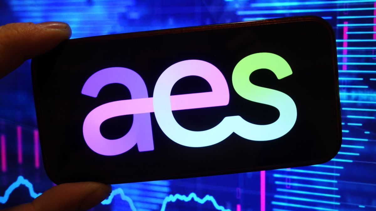 Energetikai óriásüzlet: a Magyarországon befürdött amerikai áramtermelő a BlackRock karjaiba menekült