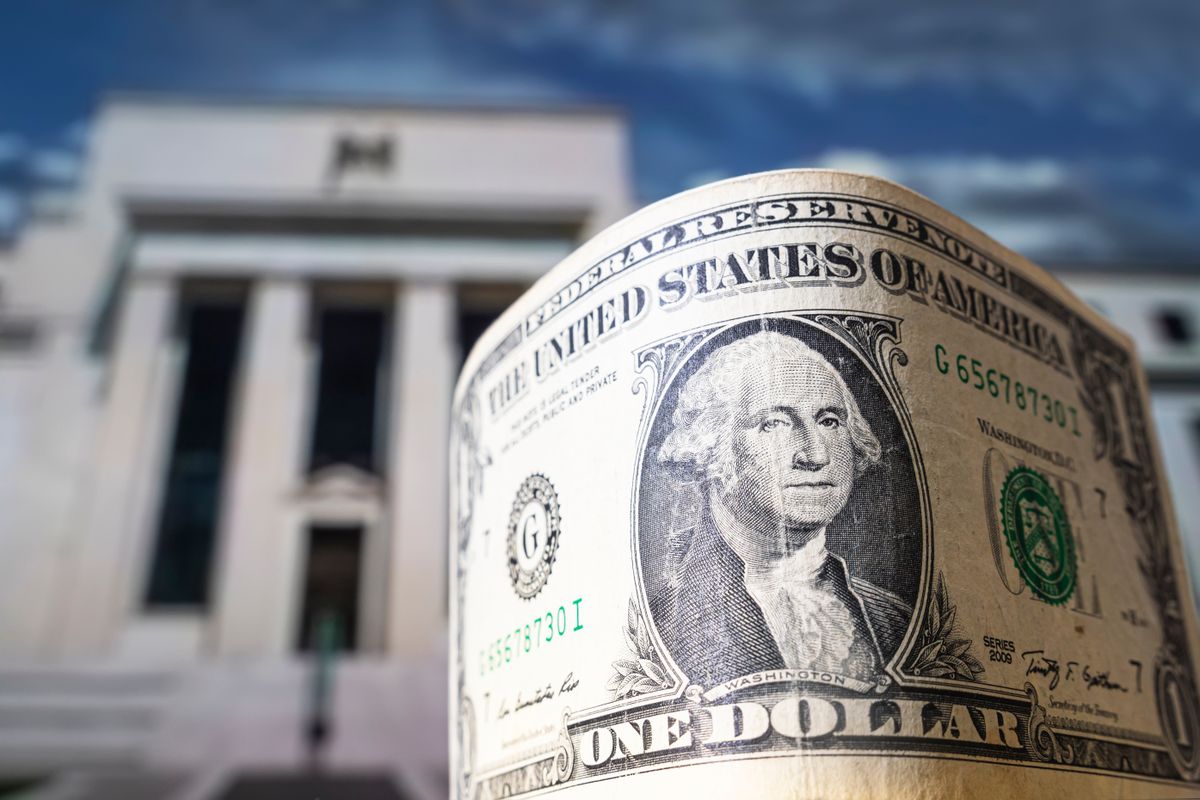 ultragazdag, Dollars,On,The,Background,Federal,Reserve,Building,In,Washington,Dc,