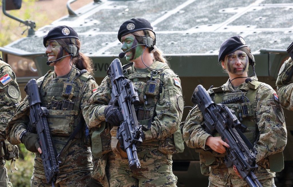 Közel két évtized után újra kötelező katonai kiképzést vezet be Horvátország. 