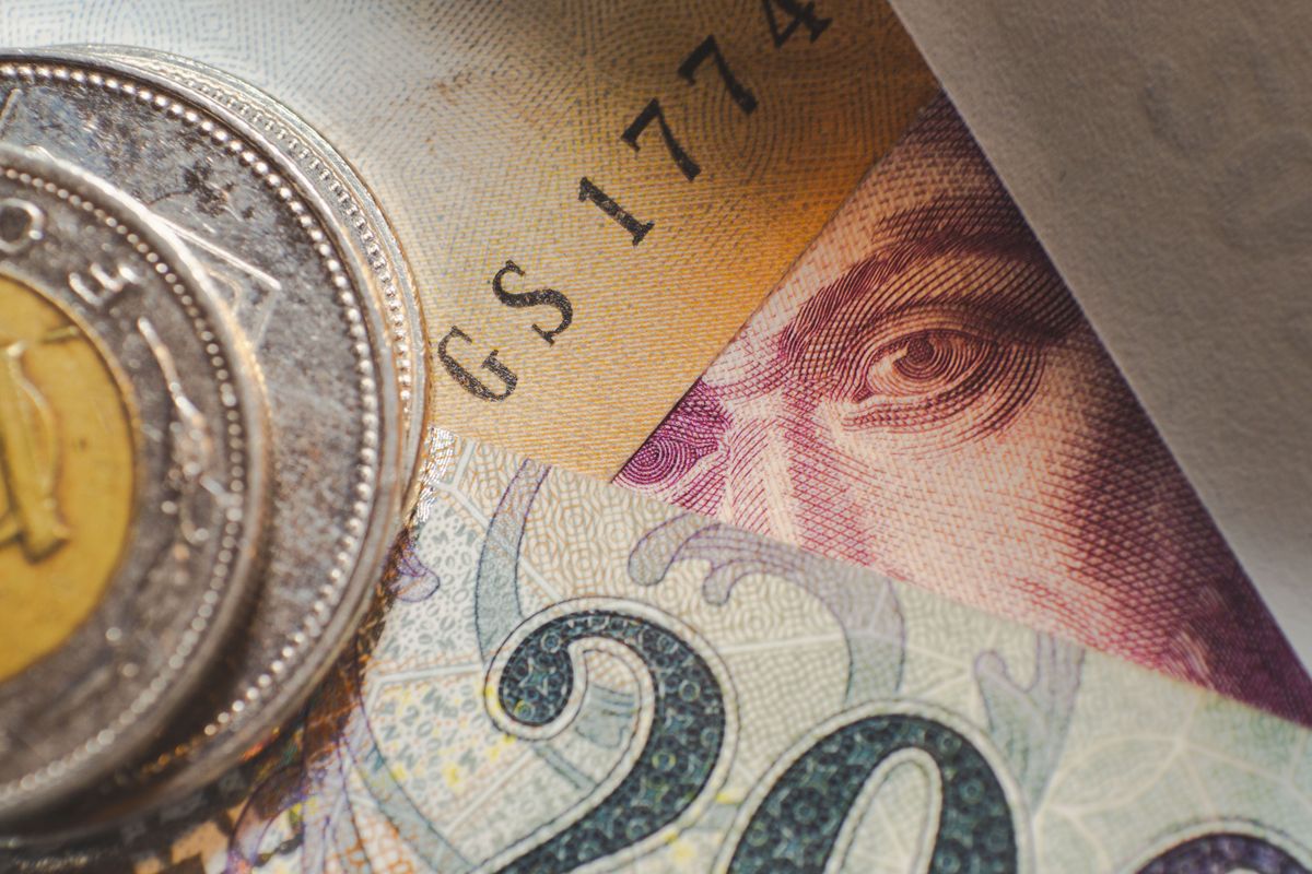 Budapest,,Hungary,-,Jun,11,,2022:,The,Hungarian,Forint,Coins