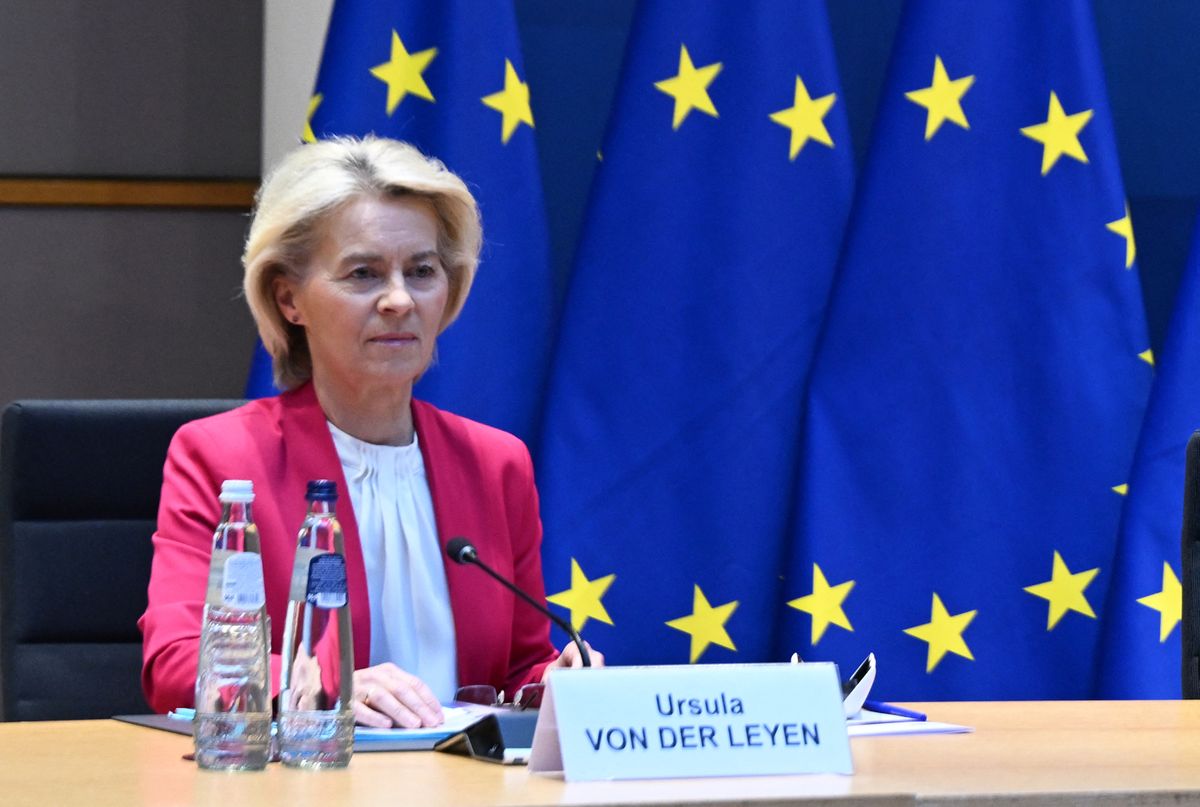 Ursula von der Leyen
Ukrajna, ukrán, arany
