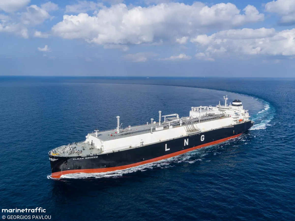 LNG, hajó Újabb amerikai LNG-szállítmány fordult el Európától – az utolsó pillanatban irányt váltott a Clean Sirocco