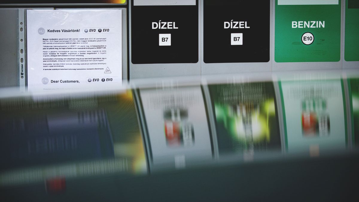 Mindent lenyomnak most a benzinkutasok az autósok torkán – még szerencse, hogy ennek csak a külföldiek az elszenvedői 