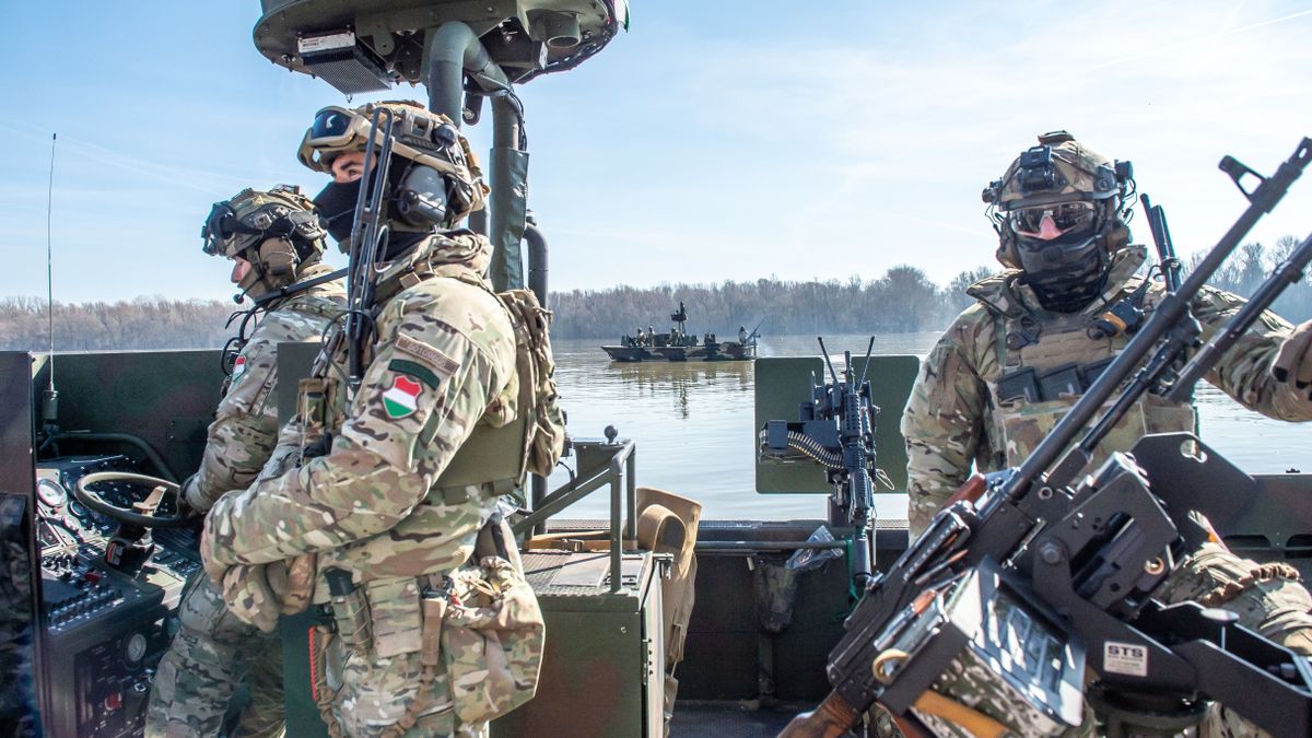 Lépett a kormány: bárkit, bárhol kiszedhetnek és ellenőrizhetnek – ez már egy másik szint, mindenki figyeljen 