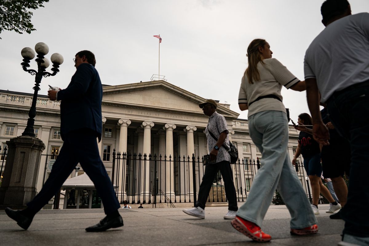 állampapír US Plans Record $100 Billion Bill Sale As Borrowing Needs Mount