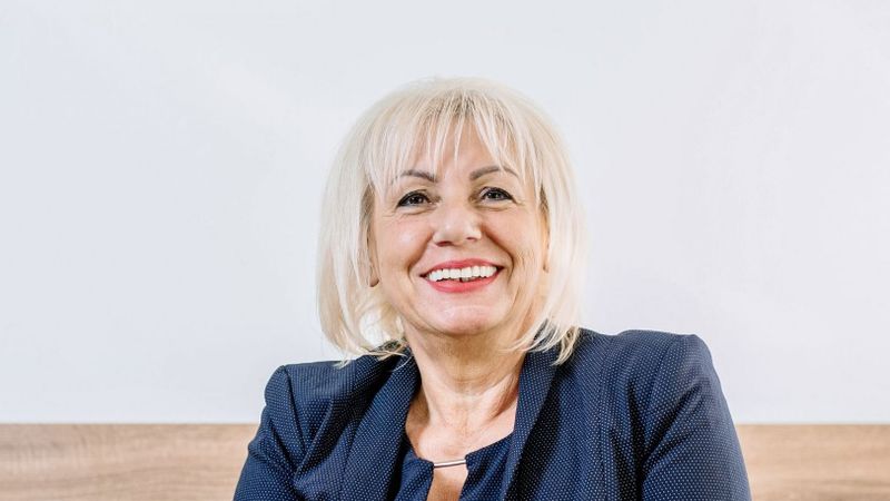 Mihályi Magdolna szerző profilképe